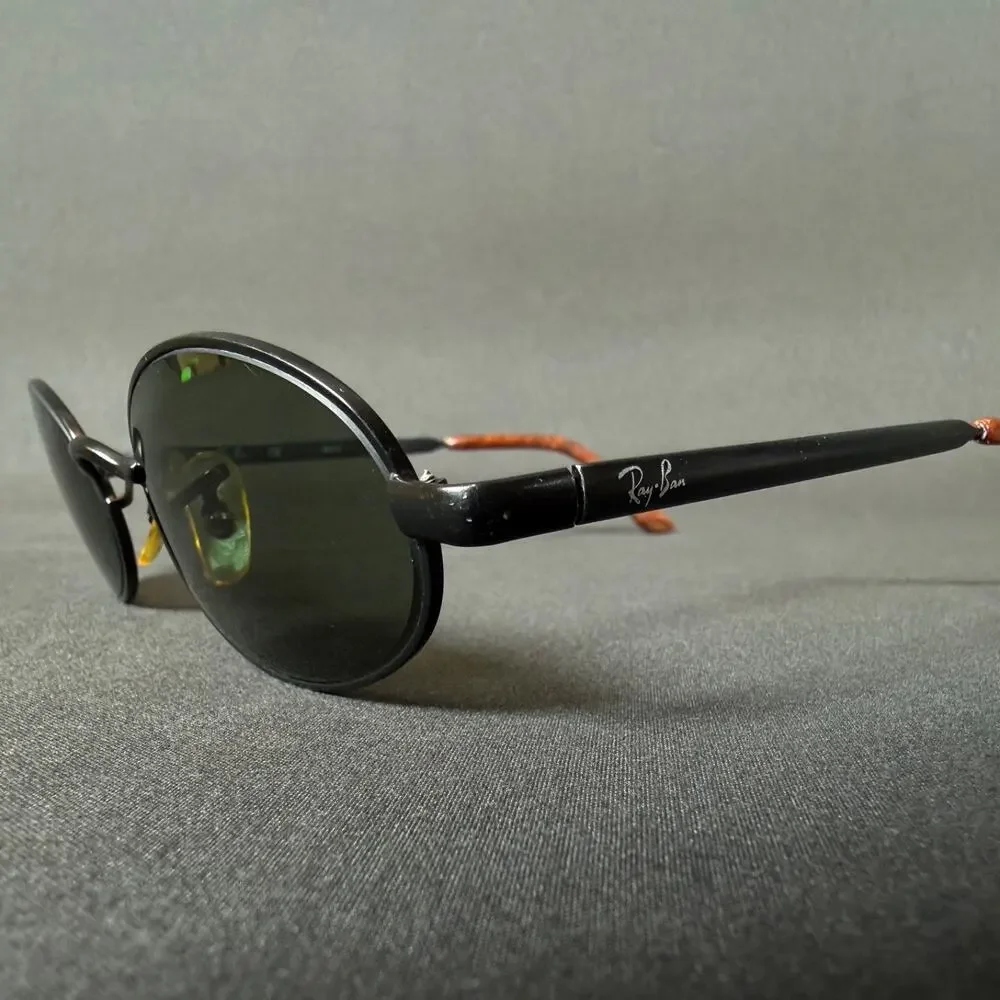Ray-Ban RB 3042 W2979 Black Metal Italy Vintage Sunglasses w case